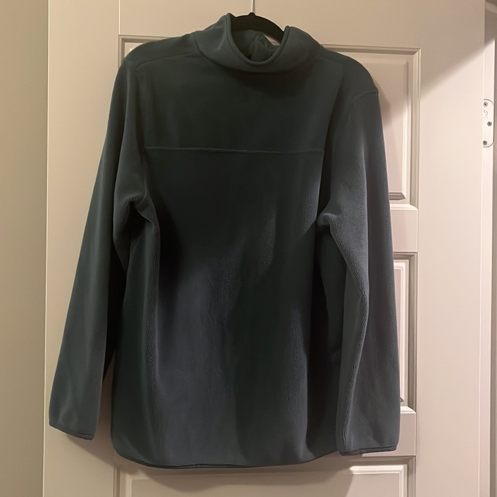 Button up pullover - Picture 2 of 2
